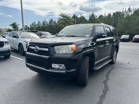 Used 2012 Toyota 4Runner Limited AWD/4WD image 2