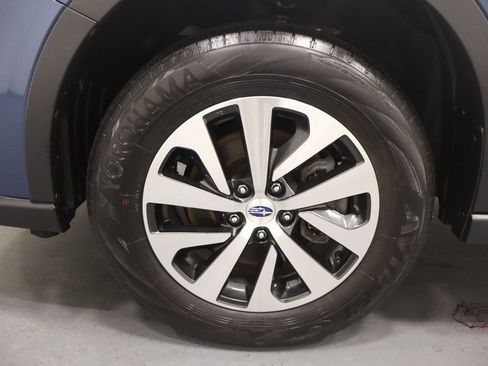 Used 2022 Subaru Outback Premium w/ Popular Package #1 AWD/4WD image 27