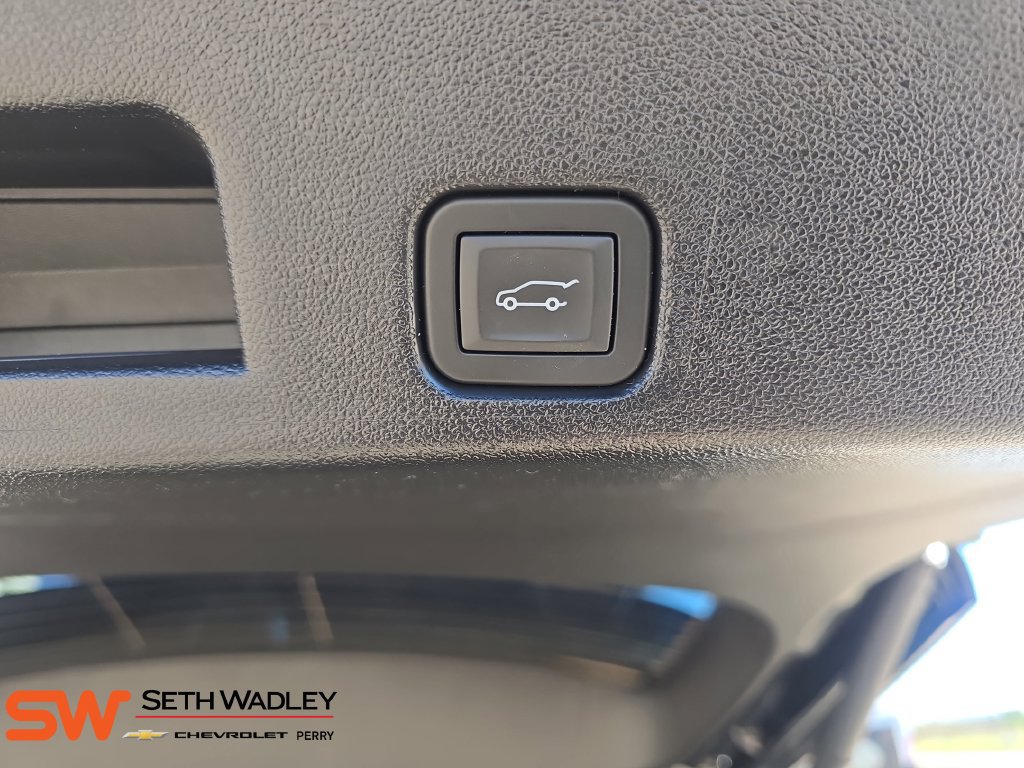 Used 2026 Buick Enclave Sport Touring w/ Power Package FWD image 14
