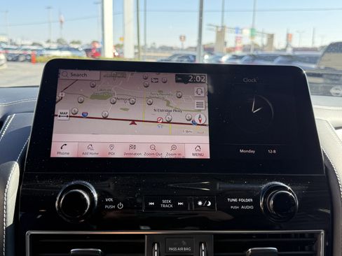 Certified 2024 INFINITI QX80 Premium Select image 26