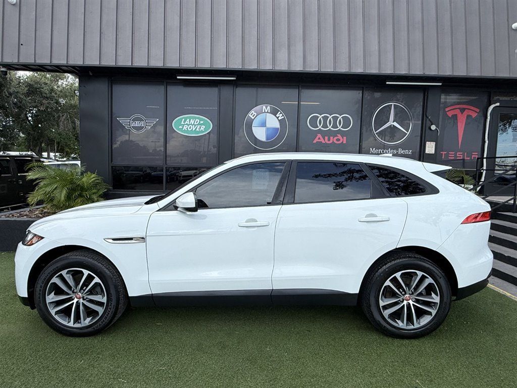 Used 2018 Jaguar F-PACE Premium AWD/4WD image 7