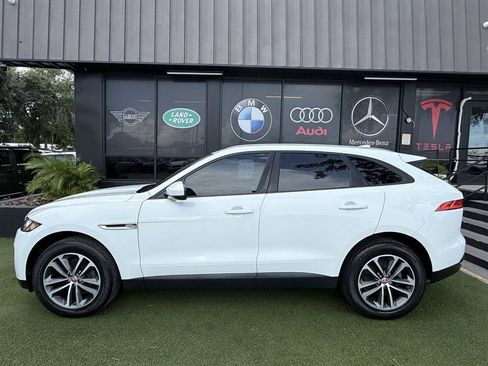 Used 2018 Jaguar F-PACE Premium image 7