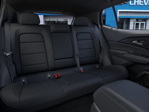 New 2026 Chevrolet Equinox EV LT image 27