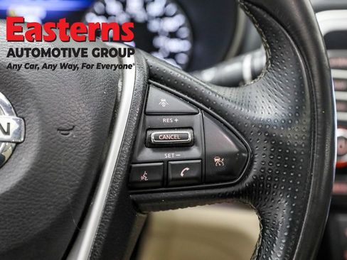 Used 2017 Nissan Maxima Platinum image 16
