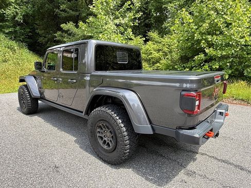Used 2023 Jeep Gladiator Mojave w/ LED Lighting Group AWD/4WD image 9