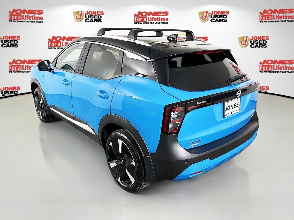 Certified 2026 Nissan Kicks SR w/ Cold Weather Package AWD/4WD image 2