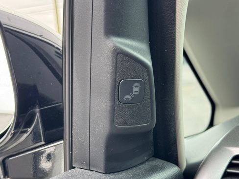 Used 2014 Honda Odyssey Touring Elite image 52