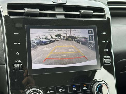 Used 2024 Hyundai Tucson SE AWD/4WD image 25