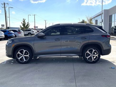 New 2026 Volkswagen Tiguan SE image 3