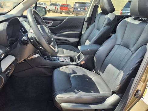 Used 2023 Subaru Forester Limited w/ Popular Package #3 image 19