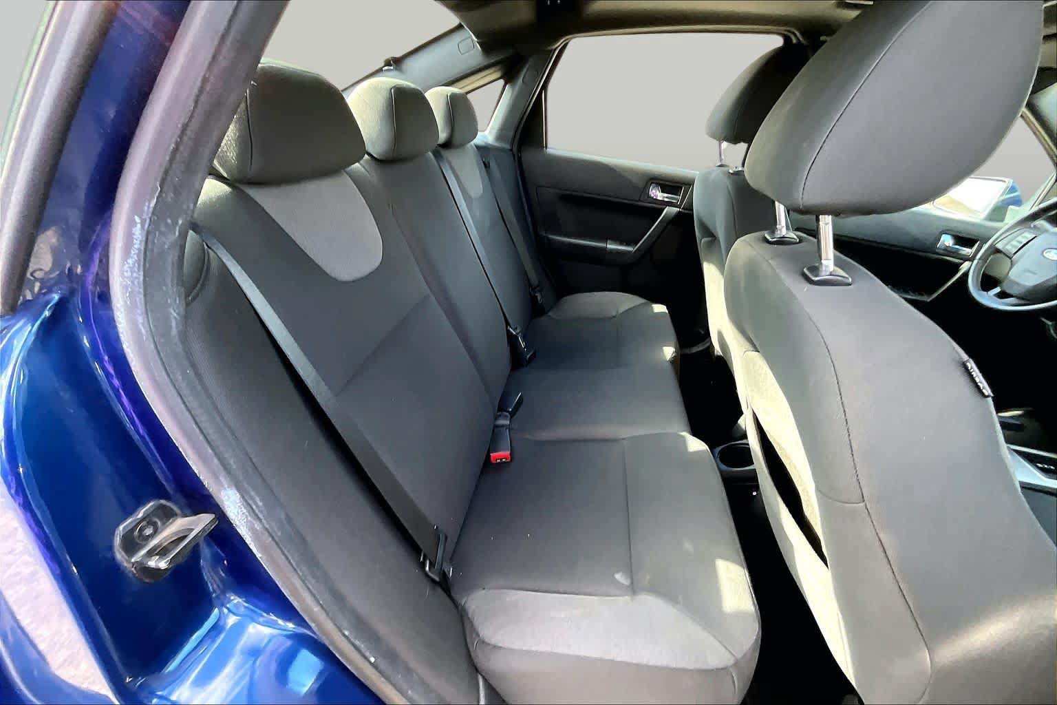 Used 2009 Ford Focus SES FWD image 19