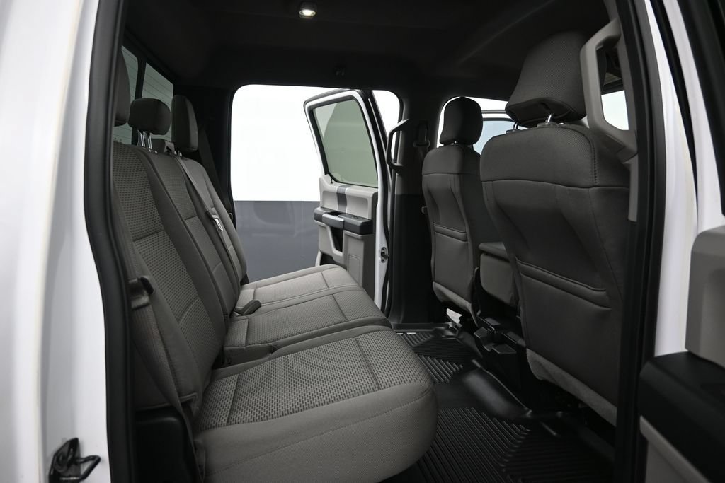 Used 2015 Ford F150 XLT w/ Equipment Group 302A Luxury AWD/4WD image 9
