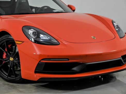 Used 2018 Porsche 718 Boxster GTS image 3