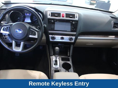 Used 2017 Subaru Outback 2.5i Limited AWD/4WD image 8