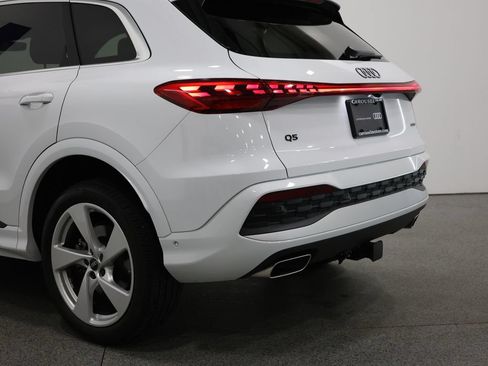 Certified 2025 Audi Q5 Premium w/ Premium Plus AWD/4WD image 10