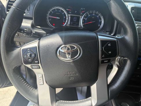 Used 2018 Toyota 4Runner Limited AWD/4WD image 28