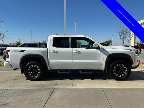Used 2023 Nissan Frontier PRO-4X w/ Technology Package image 23