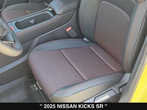 New 2025 Nissan Kicks SR w/ Illumination Package image 16