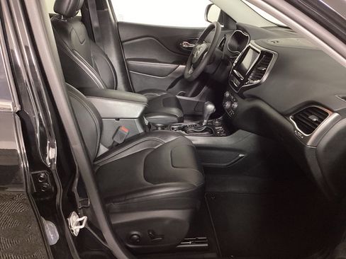 Used 2022 Jeep Cherokee Limited w/ Elite Package image 8