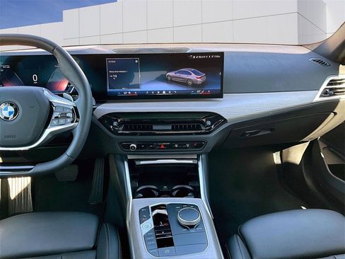 Used 2025 BMW 330i xDrive Sedan image 16