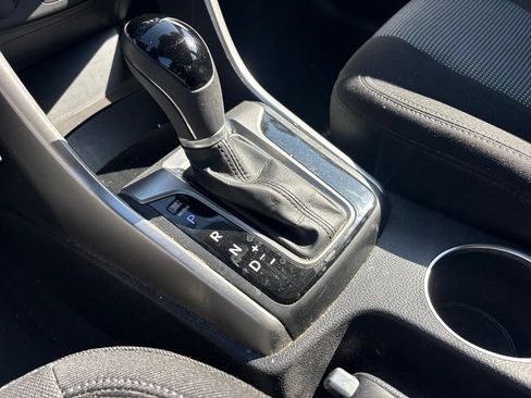 Used 2013 Hyundai Elantra GT FWD image 22