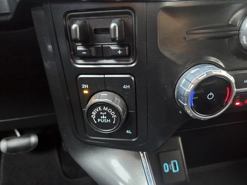 Used 2022 Ford F150 XLT w/ Equipment Group 302A High image 37