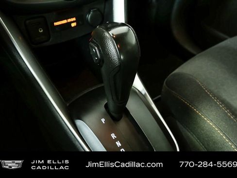 Used 2019 Chevrolet Trax LS image 15