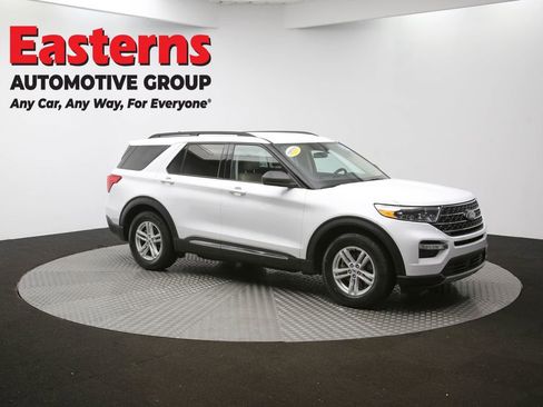 Used 2023 Ford Explorer XLT w/ Equipment Group 202A image 46