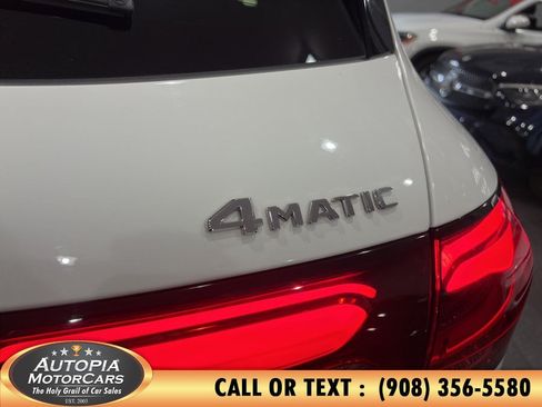 Used 2025 Mercedes-Benz GLC 350e 4MATIC w/ AMG Line image 46