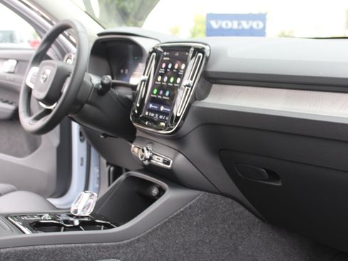 New 2026 Volvo XC40 B5 Plus w/ Protection Package Premier image 48