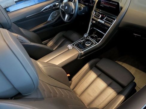 Used 2022 BMW M850i xDrive Convertible image 39