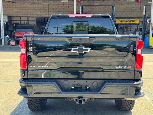 New 2026 Chevrolet Silverado 1500 ZR2 w/ LPO, Dark Essentials Package AWD/4WD image 5