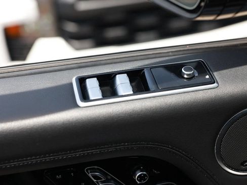Used 2019 Land Rover Range Rover HSE AWD/4WD image 17