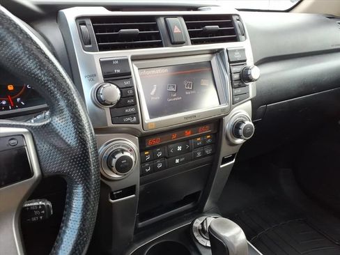 Used 2011 Toyota 4Runner Limited AWD/4WD image 27