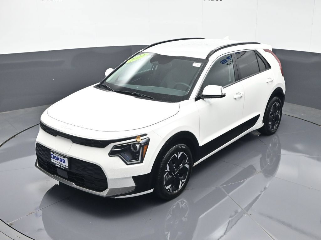 Certified 2024 Kia Niro Wind w/ Wind Preserve Package FWD image 49