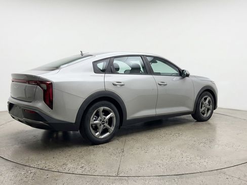 Used 2025 Kia K4 FWD image 9
