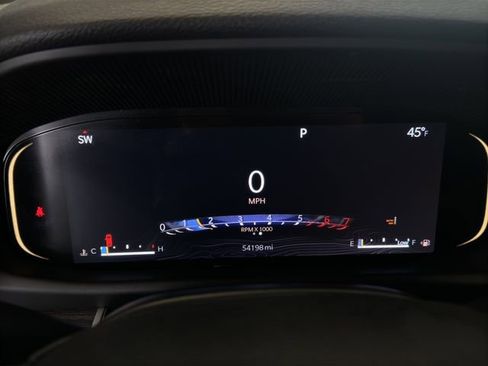 Used 2024 Jeep Wagoneer L Series III w/ Flexible Seating Group image 12