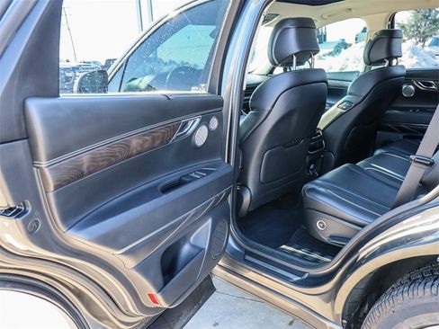 Used 2023 Genesis GV80 2.5T w/ Advanced Package image 23