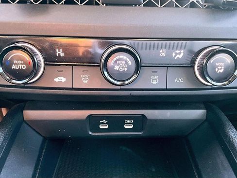 Used 2023 Honda Accord LX image 30