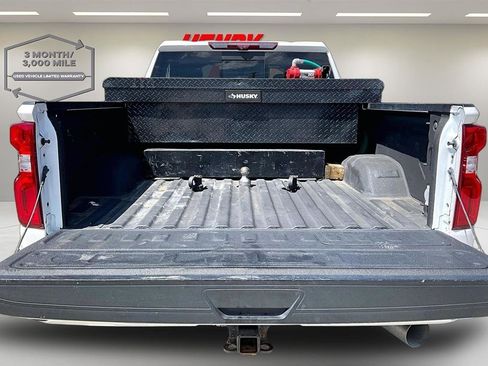 Used 2023 Chevrolet Silverado 2500 High Country w/ LPO, Hitch Package AWD/4WD image 8
