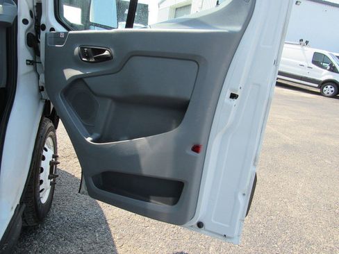 Used 2019 Ford Transit 350 156 DRW RWD image 11