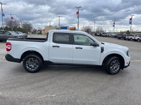 New 2026 Ford Maverick XLT image 14