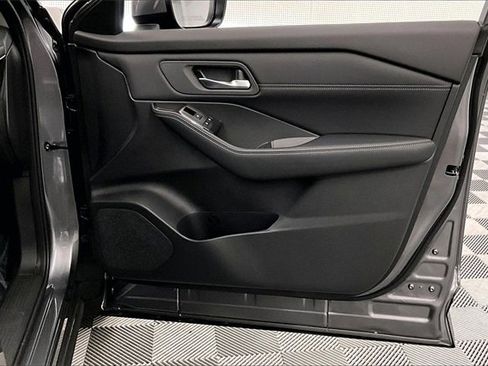 New 2026 Nissan Rogue SV w/ SV Premium Package image 32