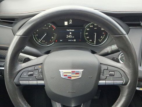 Used 2022 Cadillac XT4 Sport w/ Enhanced Visibility Package image 13