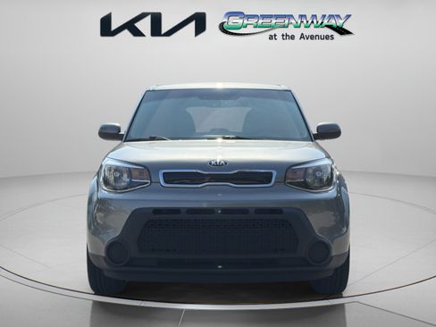 Used 2015 Kia Soul + FWD image 2