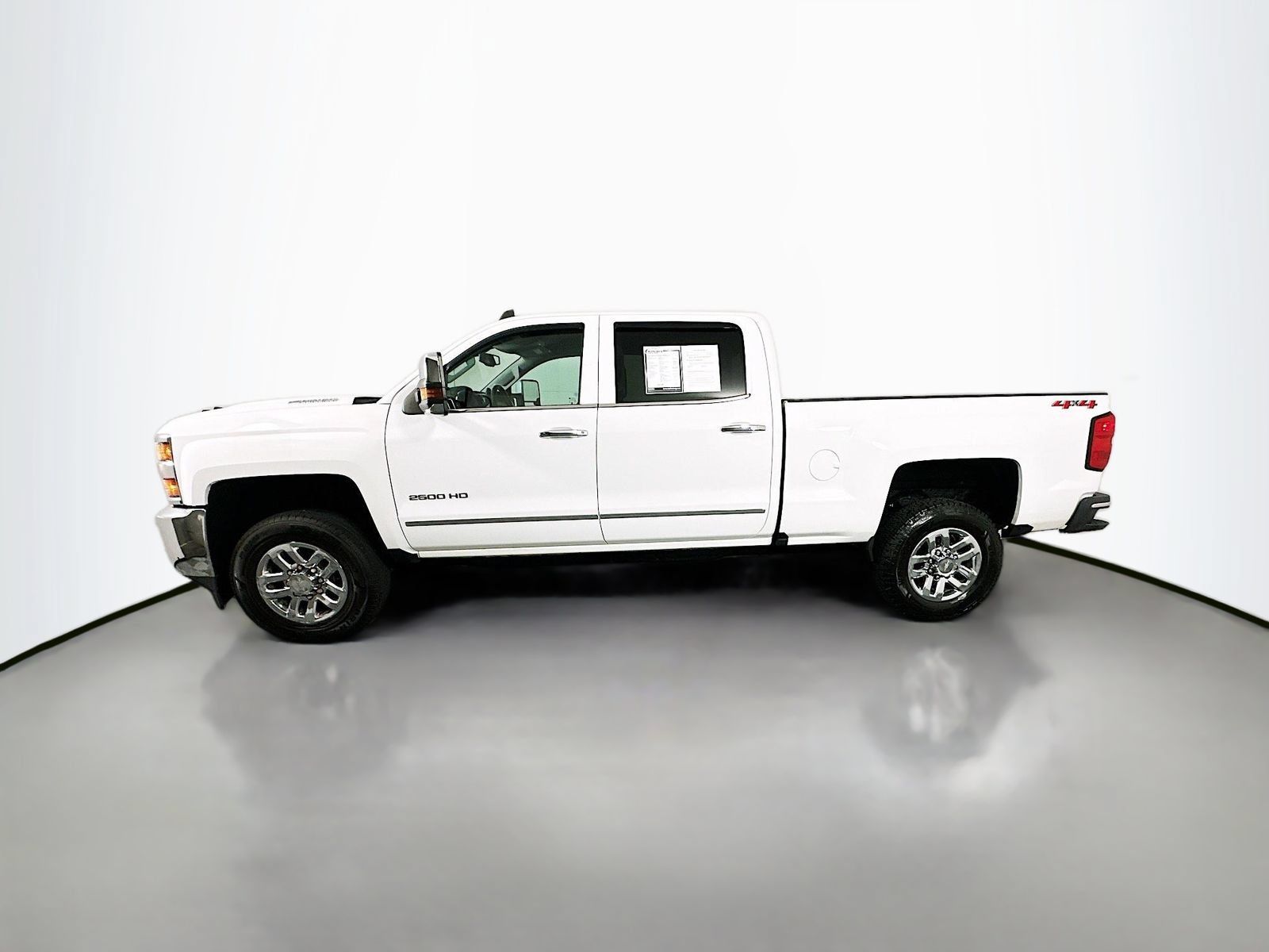 Used 2018 Chevrolet Silverado 2500 LTZ w/ Duramax Plus Package AWD/4WD image 4