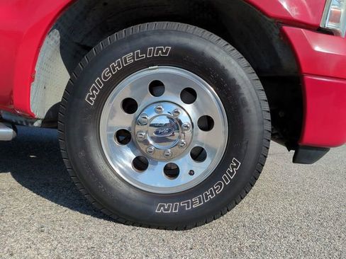 Used 2006 Ford F250 XLT RWD image 11