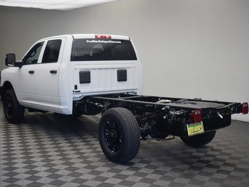 New 2026 RAM 3500 Tradesman AWD/4WD image 11