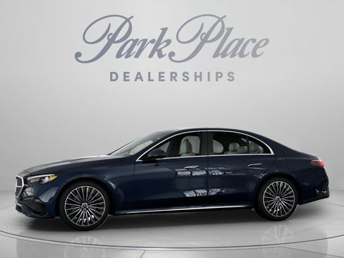 Used 2026 Mercedes-Benz E 350 Sedan image 4