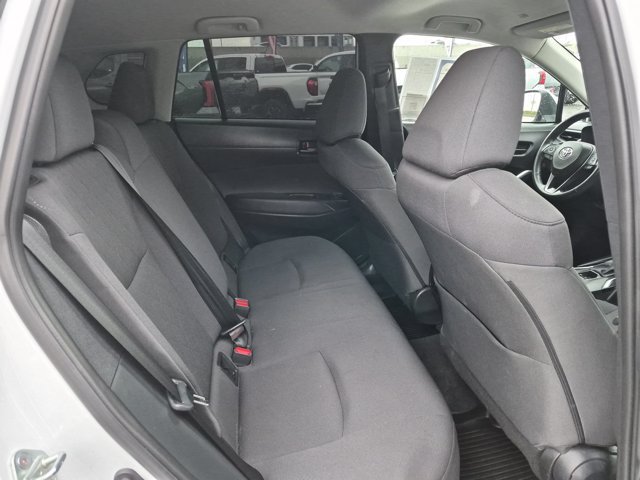 Used 2022 Toyota Corolla Cross LE w/ Black Badges Package (TMS) AWD/4WD image 7